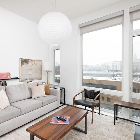 Flexhome Skywalk To Fiserv U4 With Rooftop, Gym, And Parking 밀워키 외부 사진
