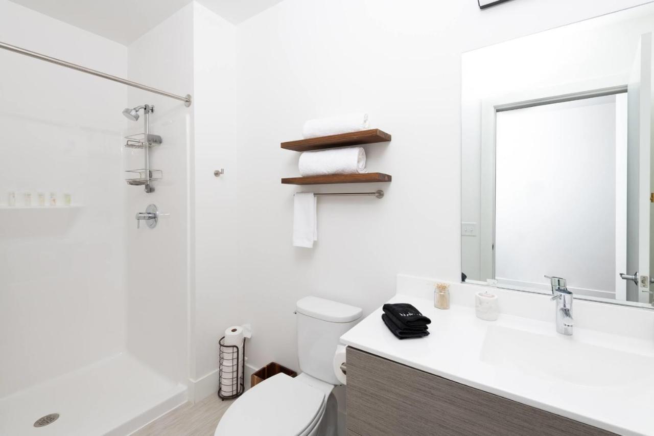 Flexhome Skywalk To Fiserv U4 With Rooftop, Gym, And Parking 밀워키 외부 사진